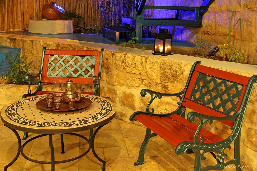 Beit Ha'Omanim Hotel Safed Quarto foto