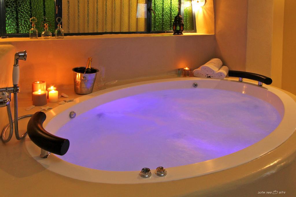 Beit Ha'Omanim Hotel Safed Quarto foto