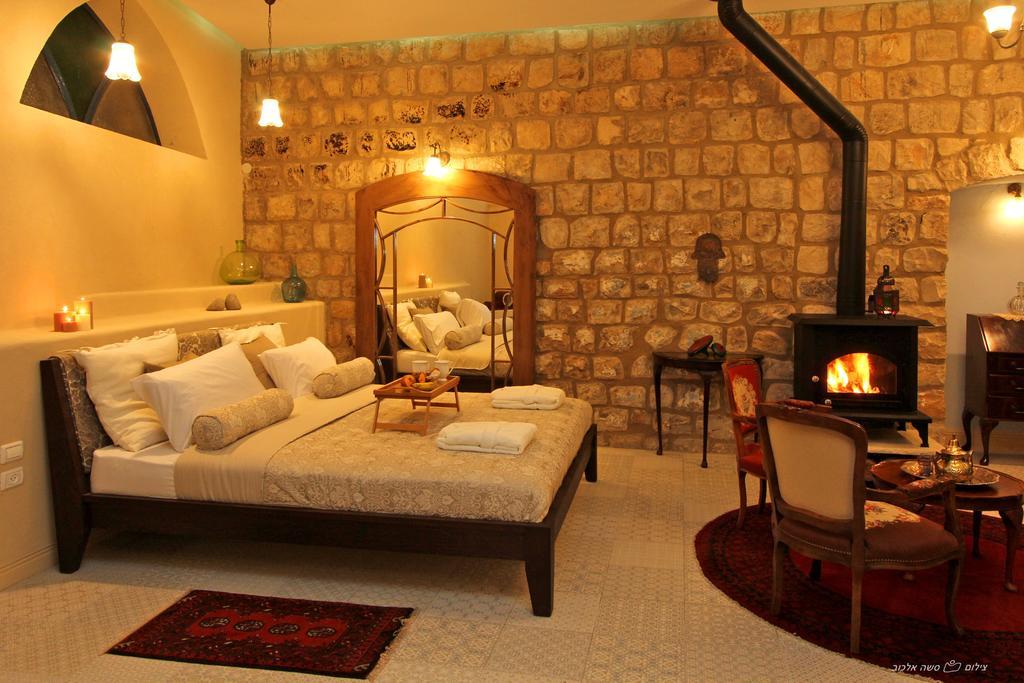 Beit Ha'Omanim Hotel Safed Quarto foto