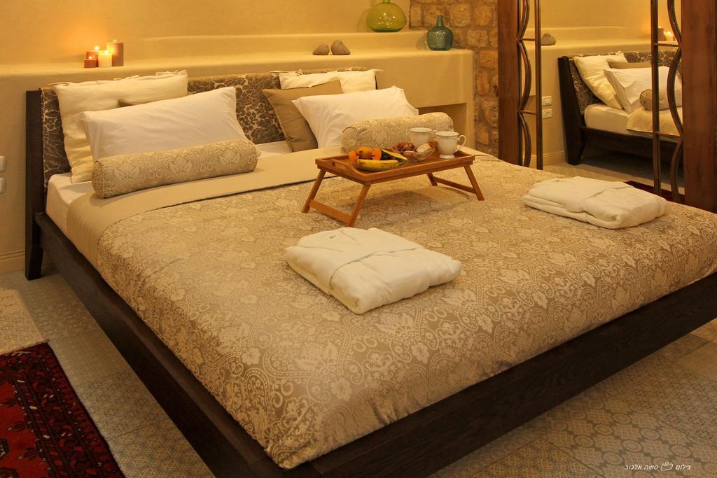 Beit Ha'Omanim Hotel Safed Quarto foto